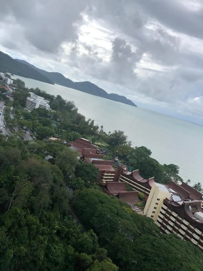 Beach Resort 7 Home Stay Sri Sayang Apartment Batu Ferringhi 3Bedroom 0*,